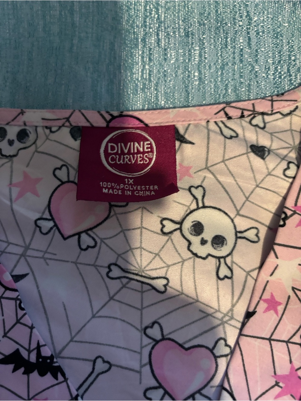 Divine Curves Pink Skull & Hearts V-Neck Top